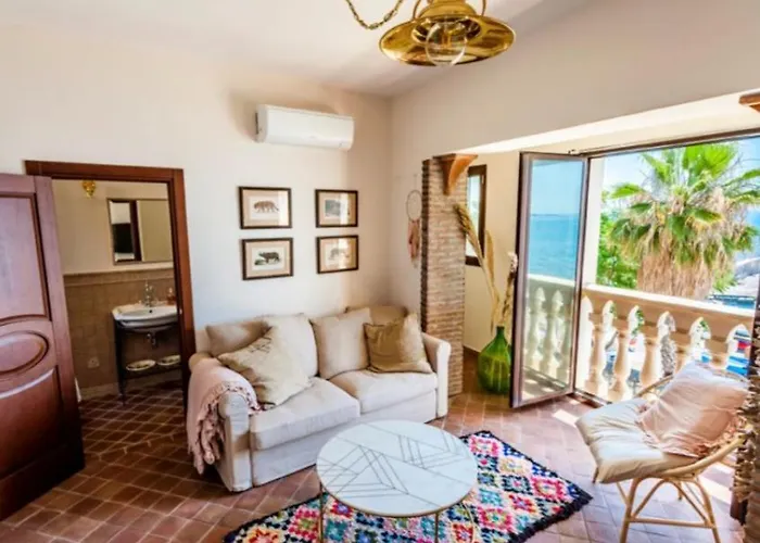 Vitalenta In Naxos * ジャルディーニ・ナクソス